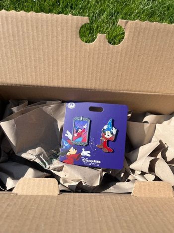 Pin's Mickey l'apprenti sorcier en édition limitée, Fantasia - photo numéro 4
