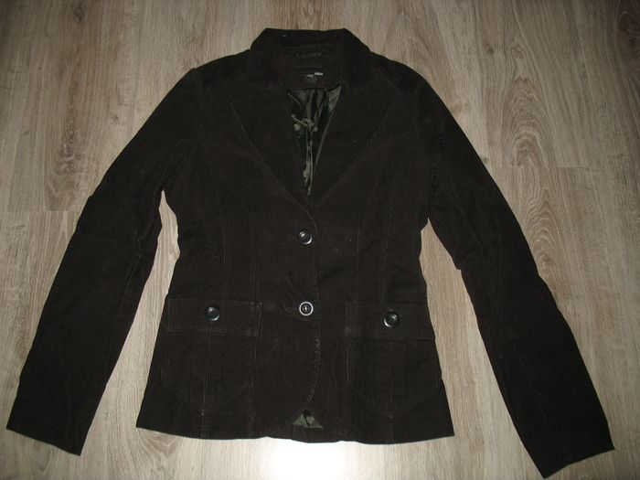 VESTE NOIRE EN VELOURS "H&M" - TAILLE 38 - n°01 - photo numéro 3