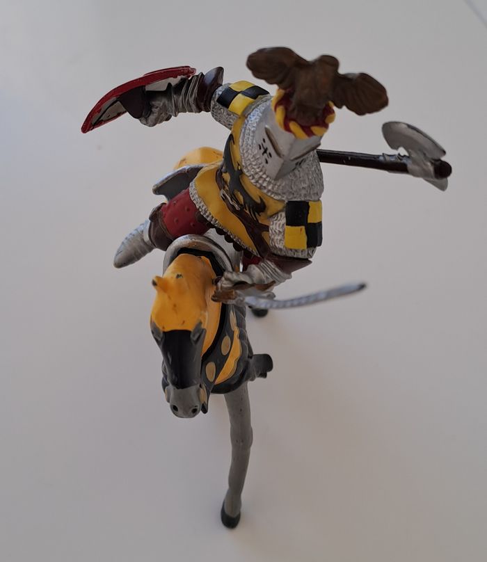 Chevalier avec son cheval PAPO