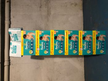 Couches Pampers baby-dry taille 3