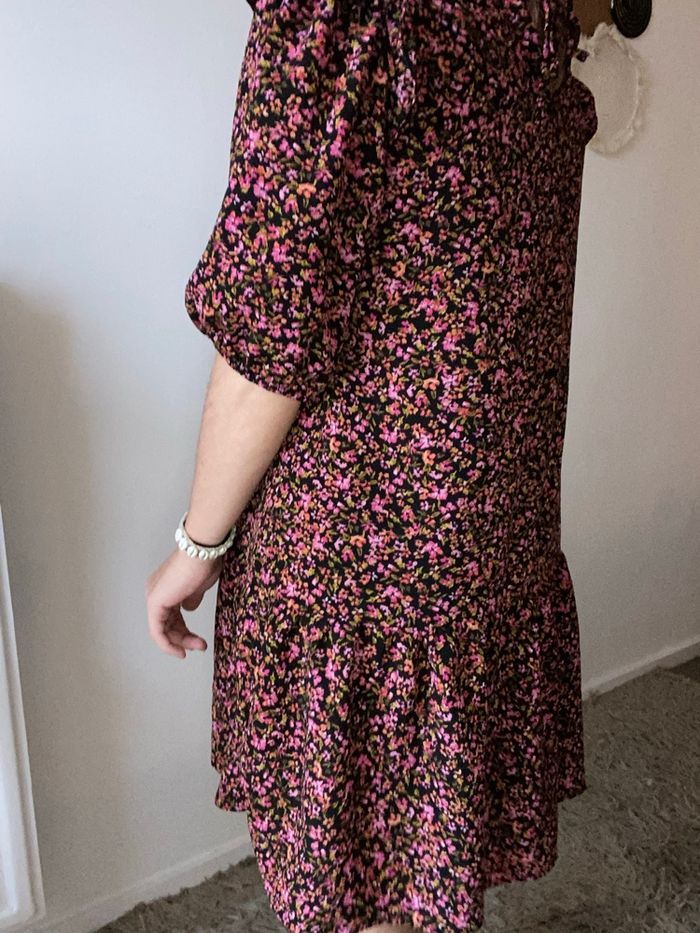 Magnifique robe fleur rose h&m taille s - photo numéro 4