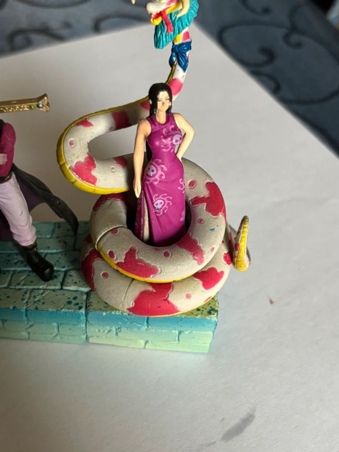 Figurine Secrète One Piece Logbox – Les 5 Shichibukai de Marineford - photo numéro 3