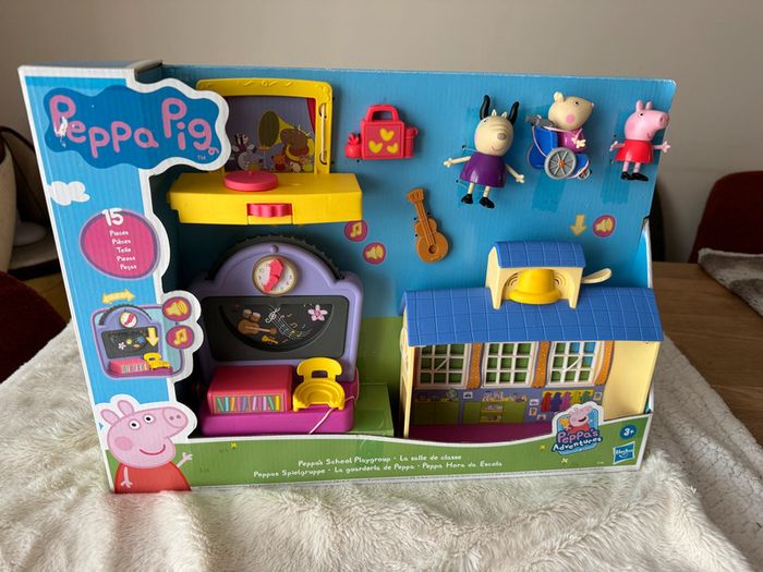 salle de classe peppa pig