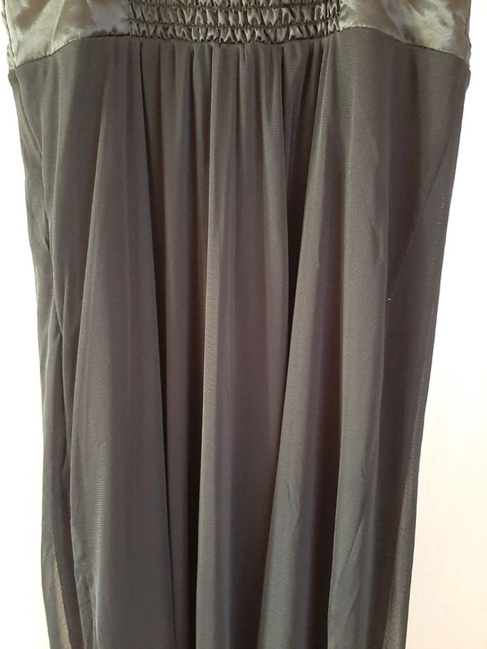 Robe noire 40 - photo numéro 12