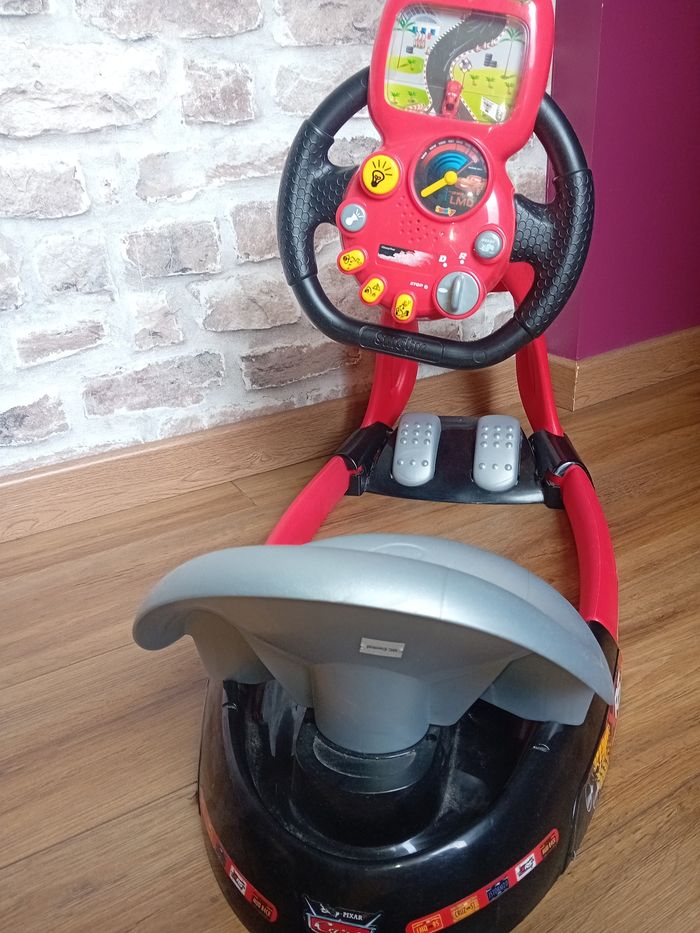Simulateur de voiture Disney cars - photo numéro 4