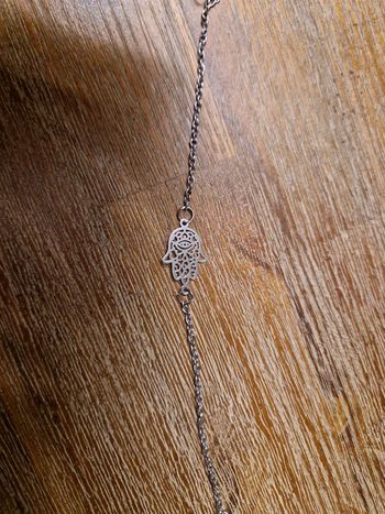 Bracelet argenté main de fatma