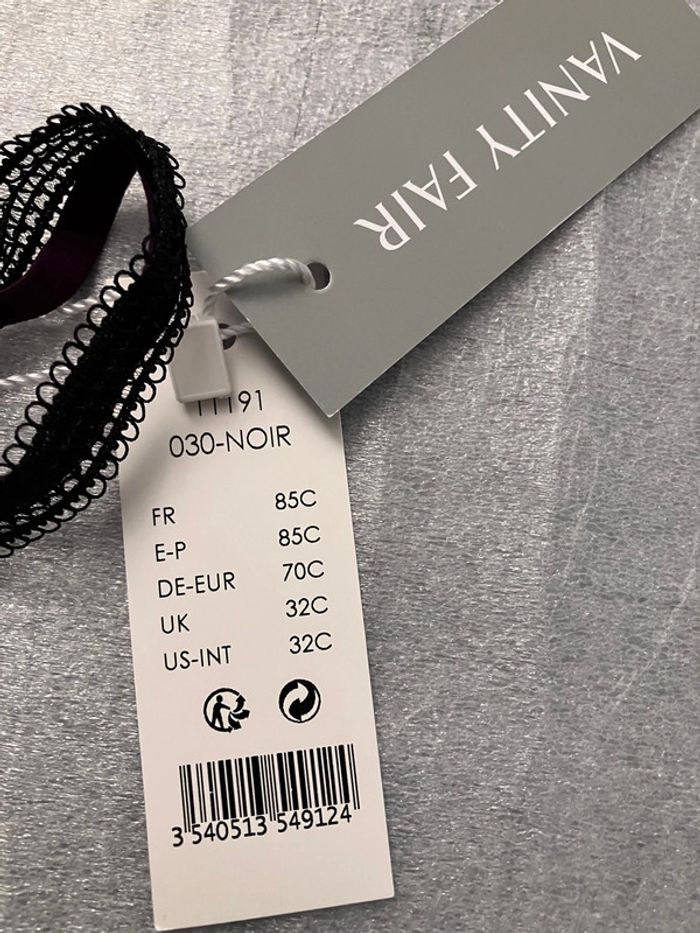 Soutien-gorge noir Vanity Fair neuf - photo numéro 2