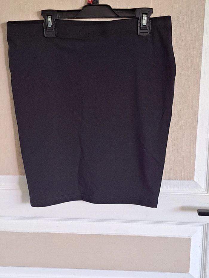 Jupe simple noir inextenso M - photo numéro 2