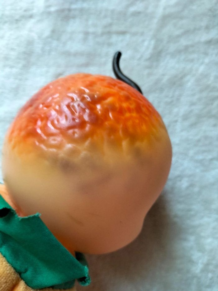 Poupée orange - photo numéro 5