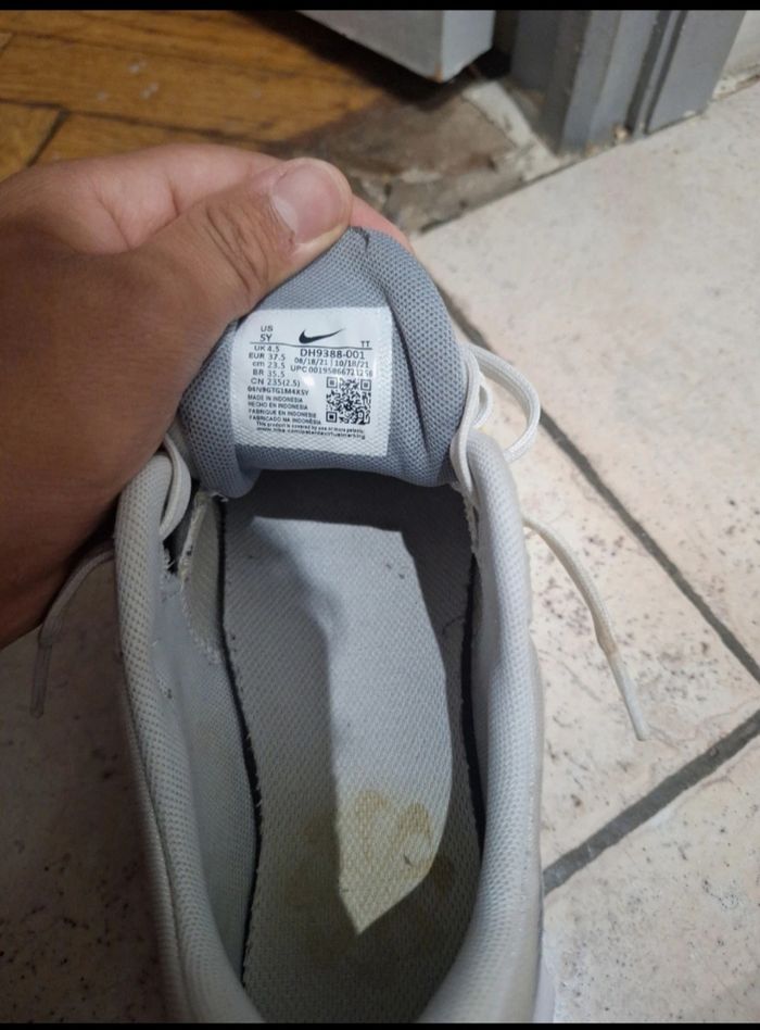Nike air max motif pointure 37,5 - photo numéro 3
