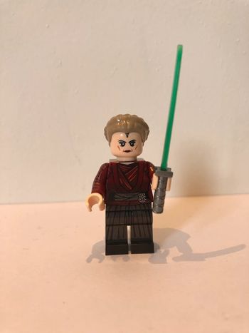 Figurine type lego sith Morgan Elsbeth. Star Wars