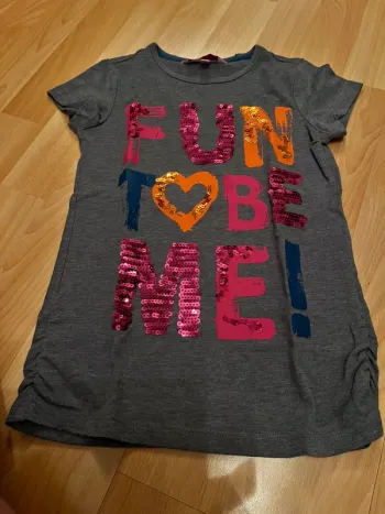 Lot de 2 t shirts fille 6 ans ovs