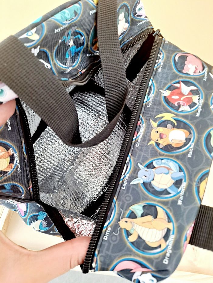 neuf sac isotherme pour repas lunch gouter pique nique multi pokémon pikachu - photo numéro 4