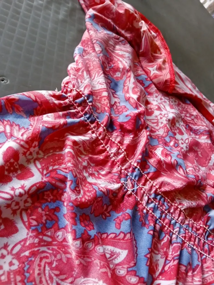 Tunique poncho manches papillon volantées motif floral rouge femme Taille 2 Toumaï - photo numéro 18