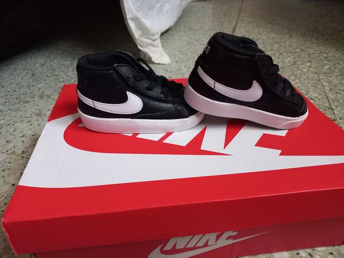 Nike bébé