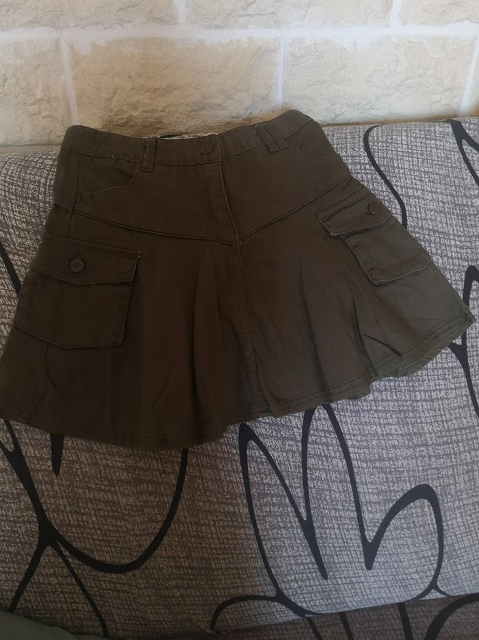 Lots de 2jupes plusieurs marques taille 8ans - photo numéro 4