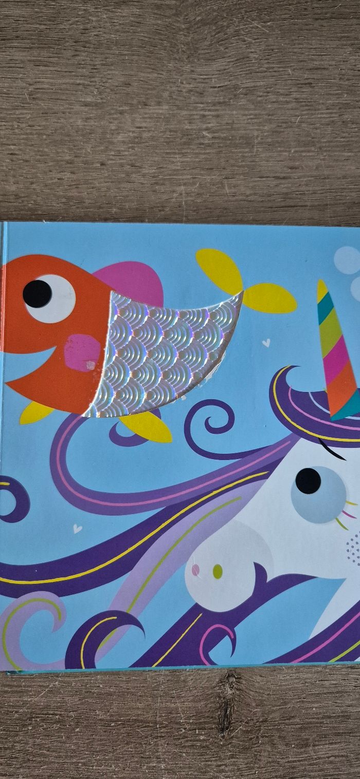 Livre à toucher : Petite licorne 🦄 - photo numéro 7