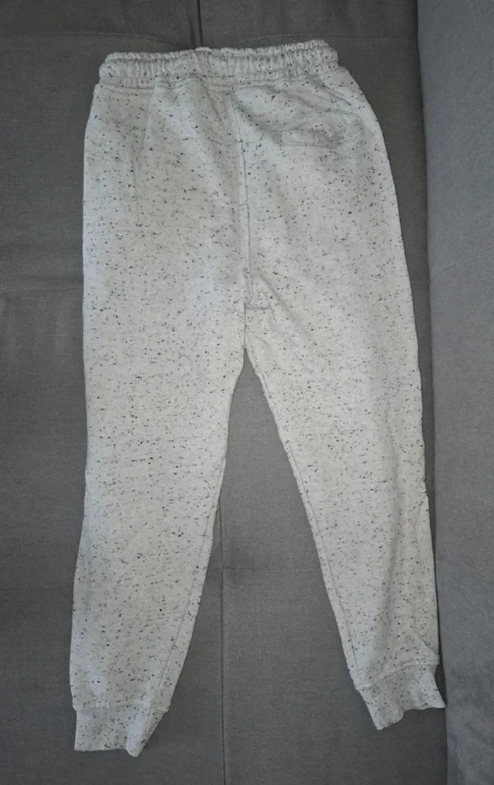 Lot vêtements 8 ans - photo numéro 7