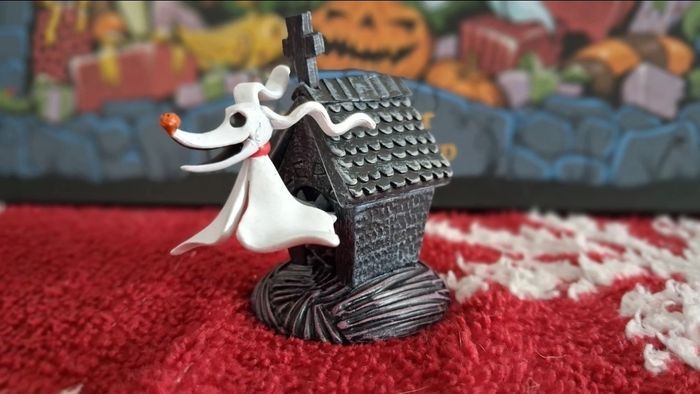 Figurine chien fantôme Zéro (l'etrange Noël de mr Jack)