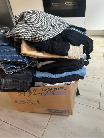 Gros lot de vêtement