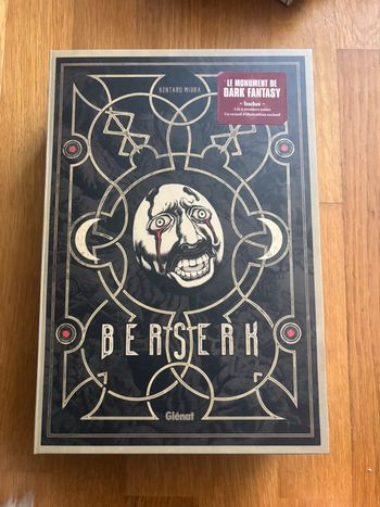 Coffret 6 tomes Berserk collector + tomes 7 et 8