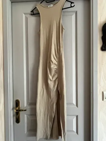 robe fendue