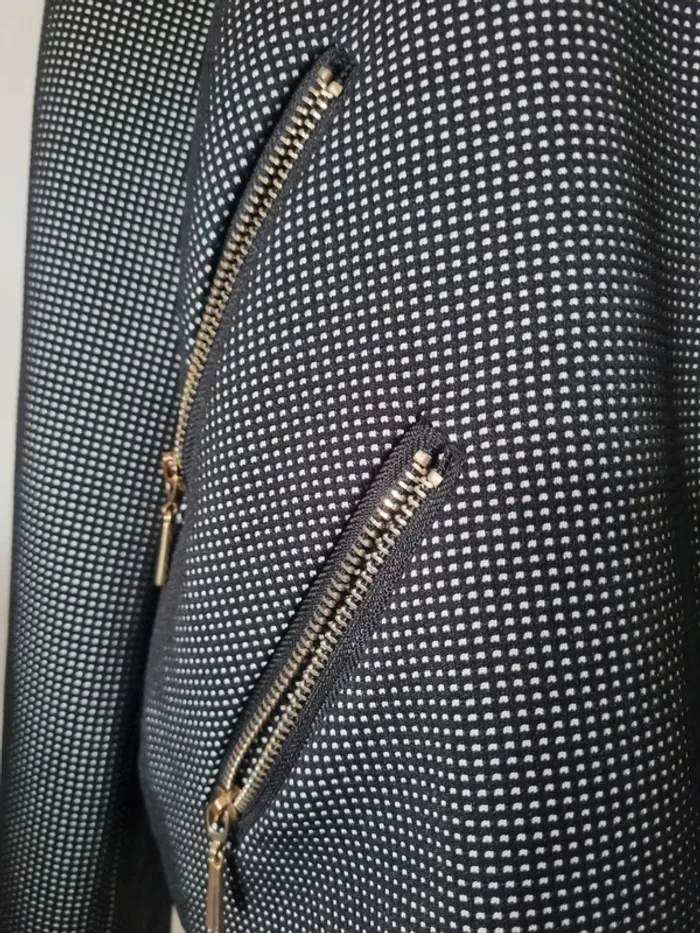 Blouson court argent & noir – Taille L (40) - photo numéro 7