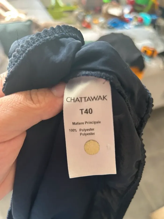 Blouse élégante sans manches couleur bleu nuit taille 40 - photo numéro 5