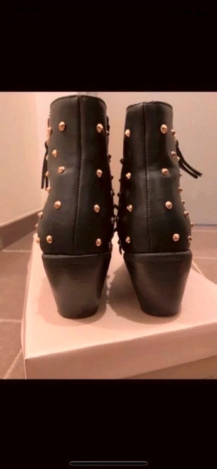 Bottines à clous - photo numéro 3