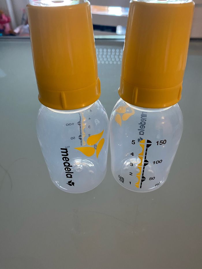 Lot biberons MEDELA