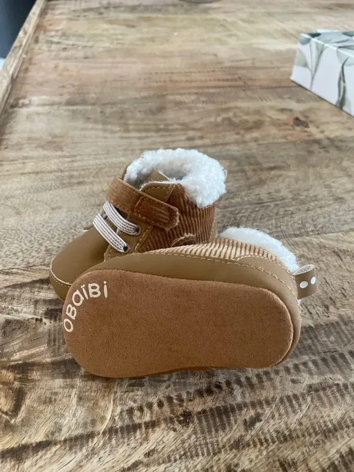 Chaussure bébé - photo numéro 2