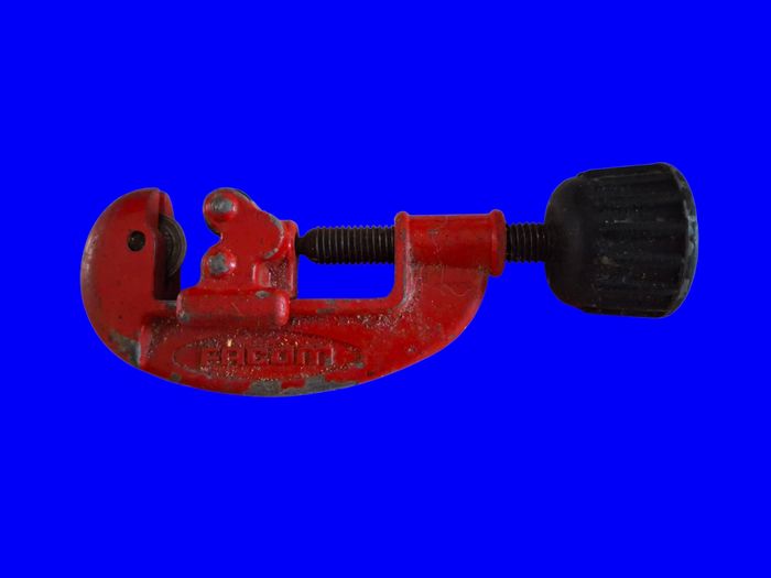 Coupe tube facom