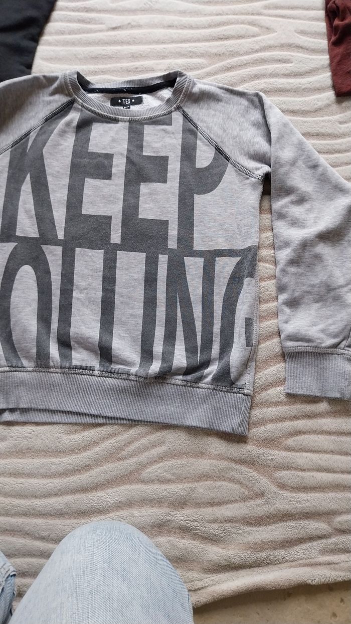 Lot 11 vêtements garçon 10 ans - photo numéro 5