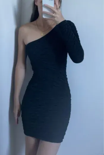 Robe noire asymétrique H&M