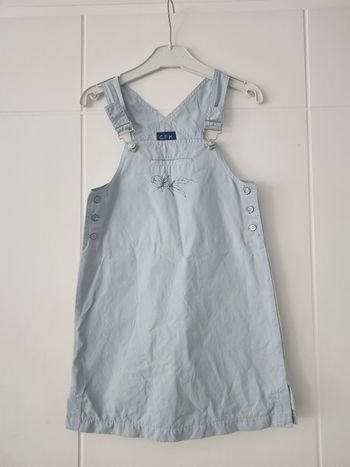 Robe bleu pastel