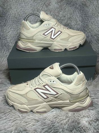 Basket New balance 9060 beige et rose taille 39 neuf femme