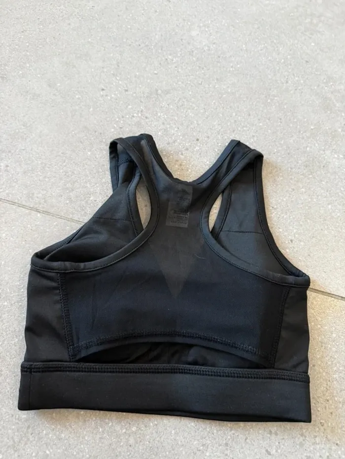 Brassière Dry performance fitness, taille 6 (XS environ) - photo numéro 4