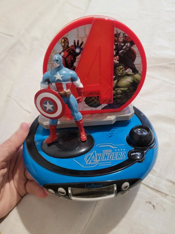 Radio réveil avengers