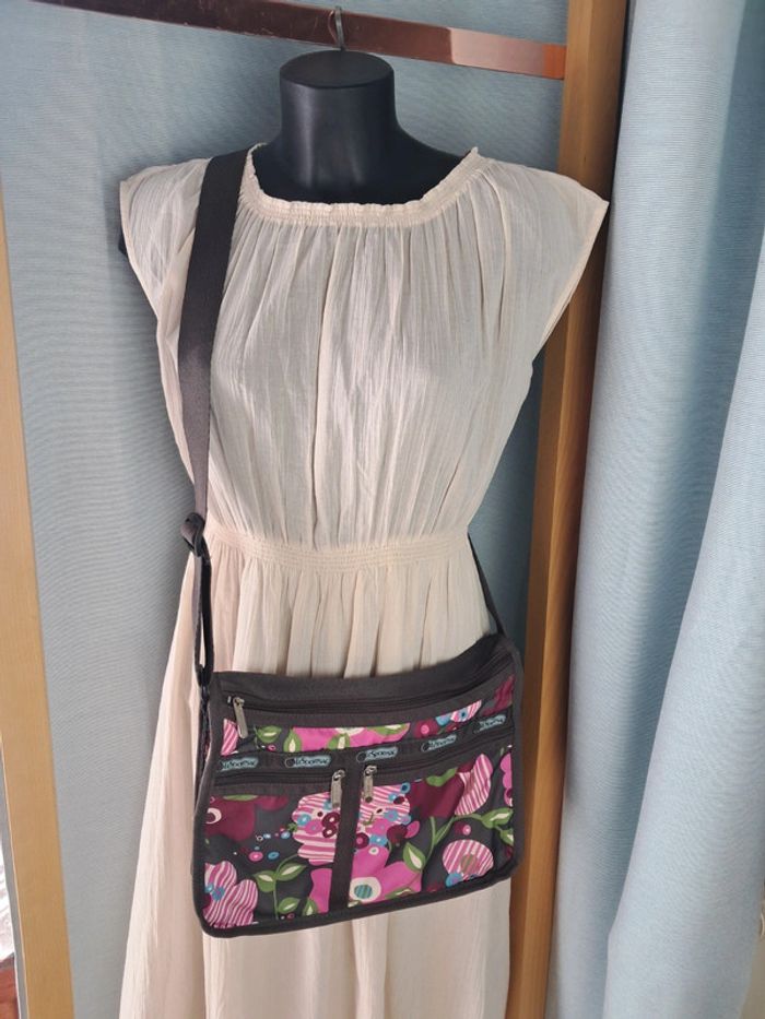 LeSportsac sac à main voyage bandoulière en tbe