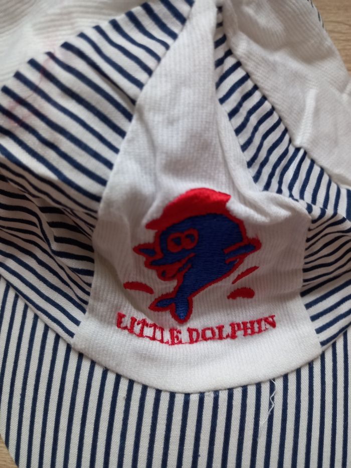 Casquette bébé bleue et blanche taille 45/ 9 mois env - photo numéro 2