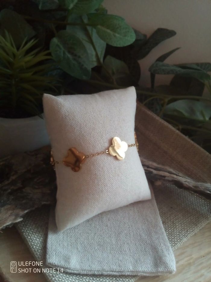 Bracelet trèfle en acier inoxydable - photo numéro 2