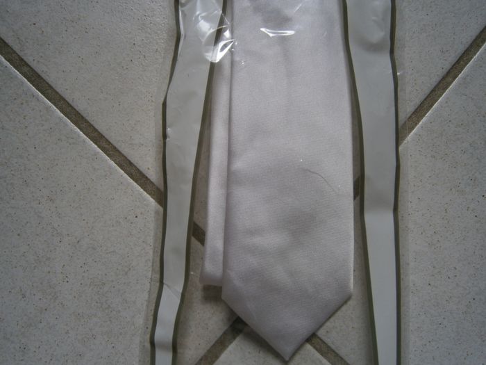 Cravate à nouer blanche en soie