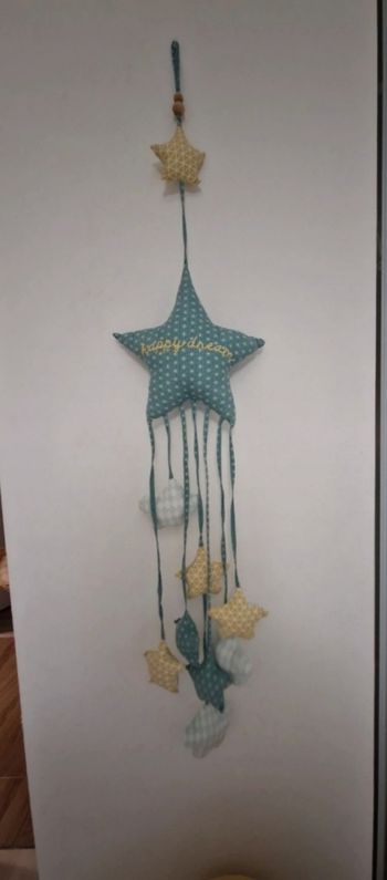 Suspension happy dream