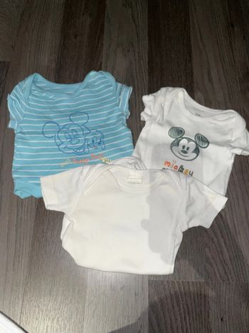 Bodies manches courtes