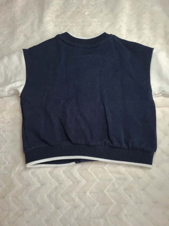👶Veste Kiabi taille 6mois-68cm👶 - photo numéro 2