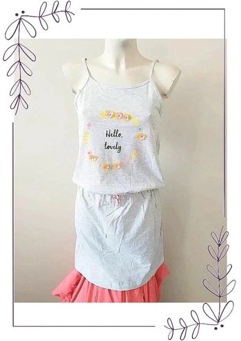 Nuisette coton gris clair fines bretelles resserrée à la taille avec strass fleurs