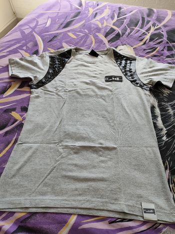 Tee shirt manche courte