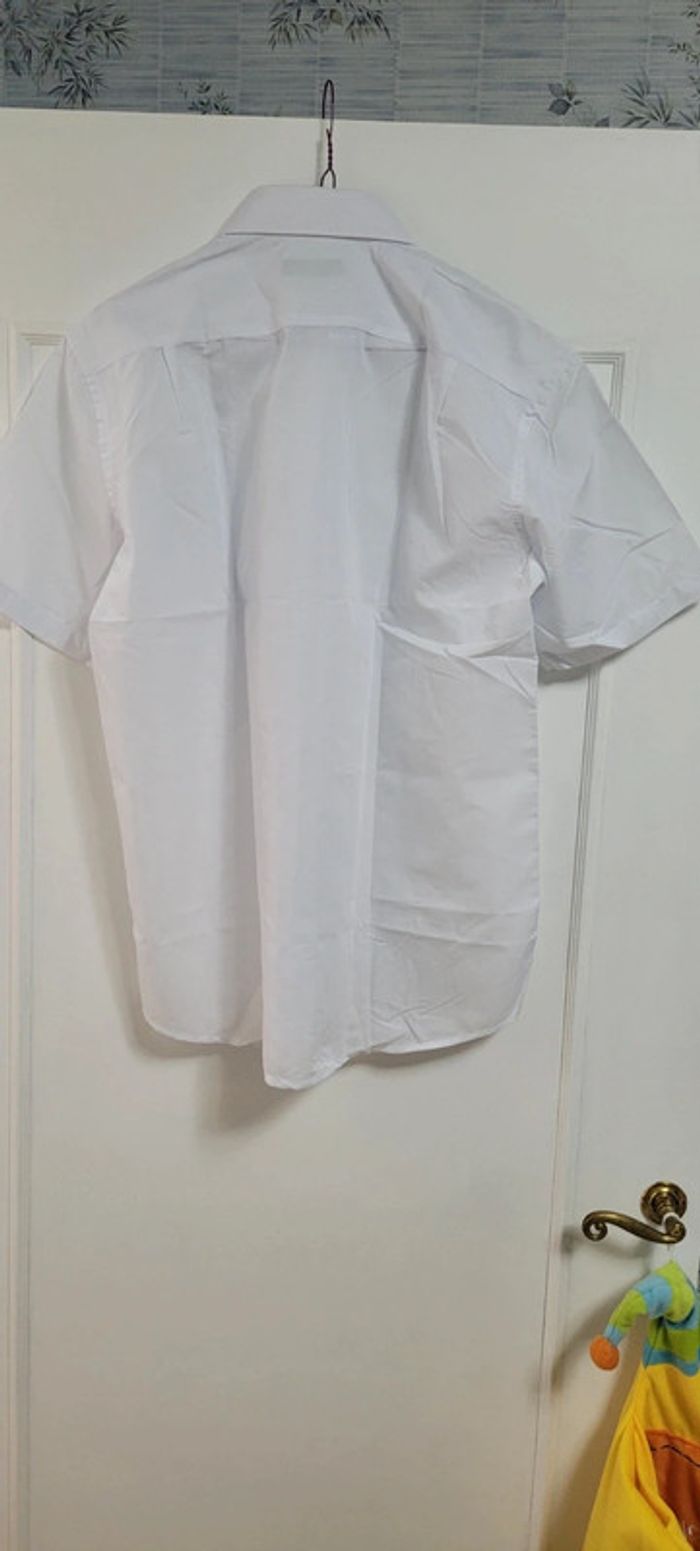 Chemise blanche MC taille 40 neuve - photo numéro 5