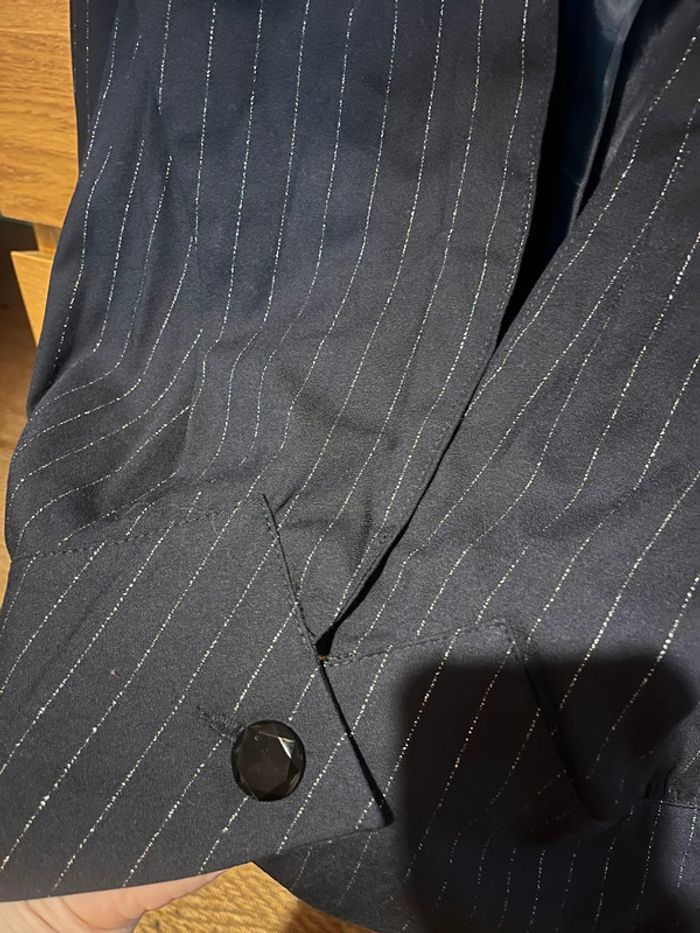 Veste blazer noire court à rayures - photo numéro 4