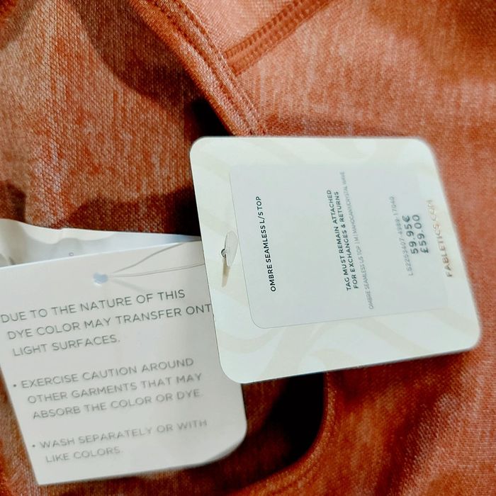 Haut fabletics - photo numéro 3
